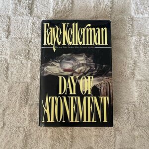 🔎🔪📚SIGNED Day Of Atonement